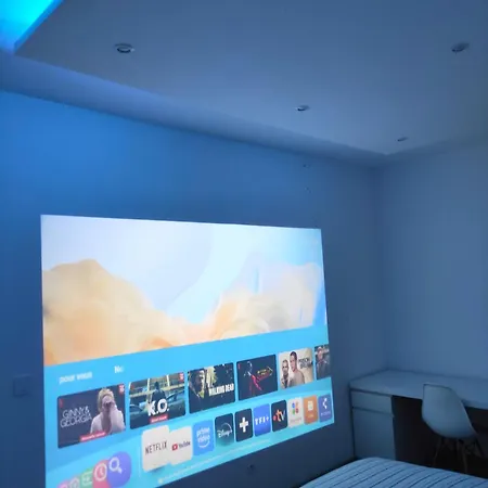 Cinélux - Entier - Parking Gratuit